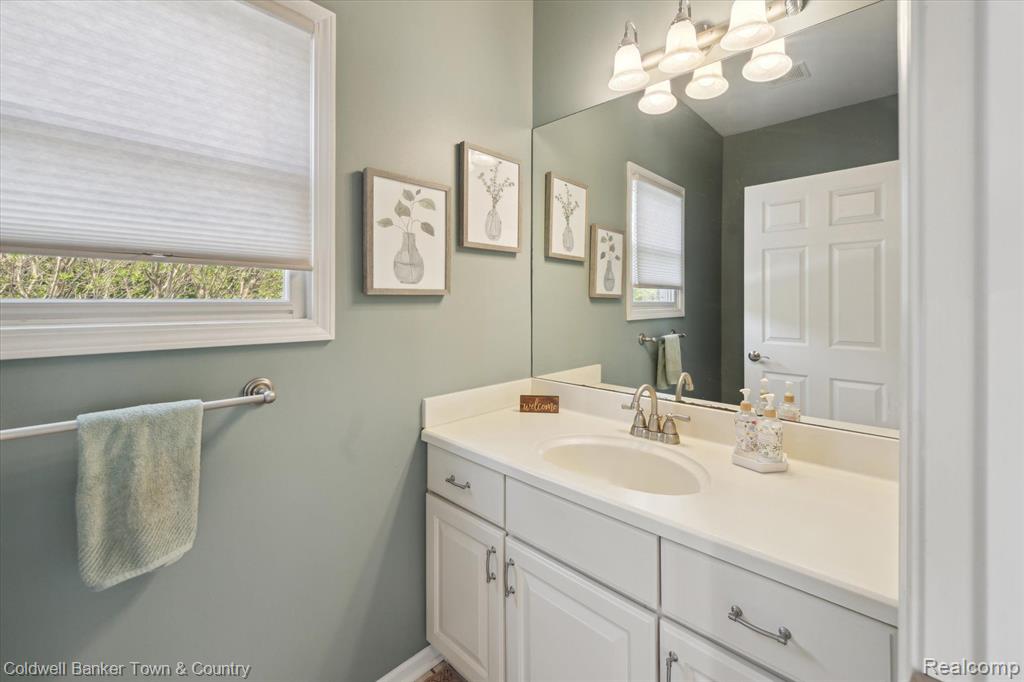 769 SADDLE CLUB Lane, Howell, MI 48843 — Photo 18