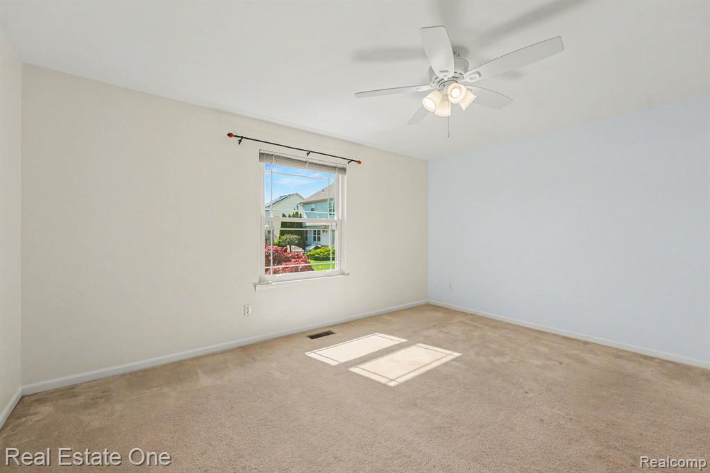 13941 Perry Place Court, Riverview, MI 48193 — Photo 15