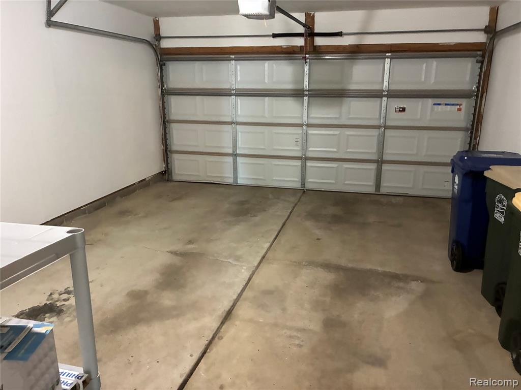 45085 Horseshoe Circle, Canton, MI 48187 — Photo 12