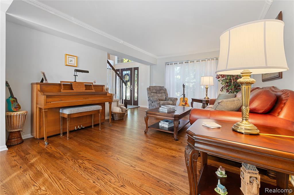 6894 Kings Mill Drive, Canton, MI 48187 — Photo 8