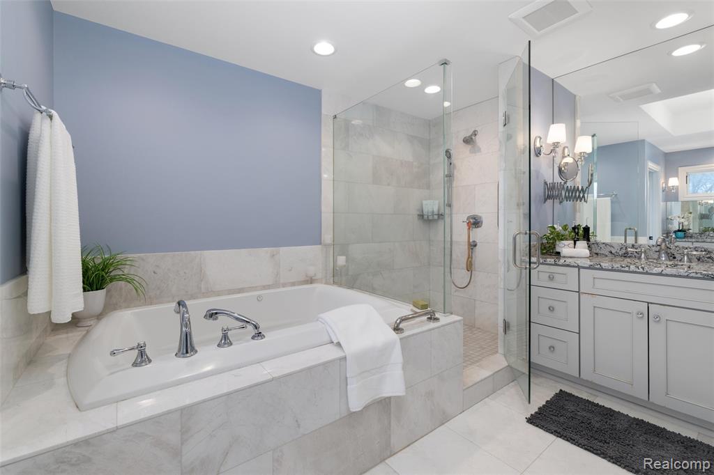 3010 E Bradford Drive, Bloomfield Hills, MI 48301 — Photo 20
