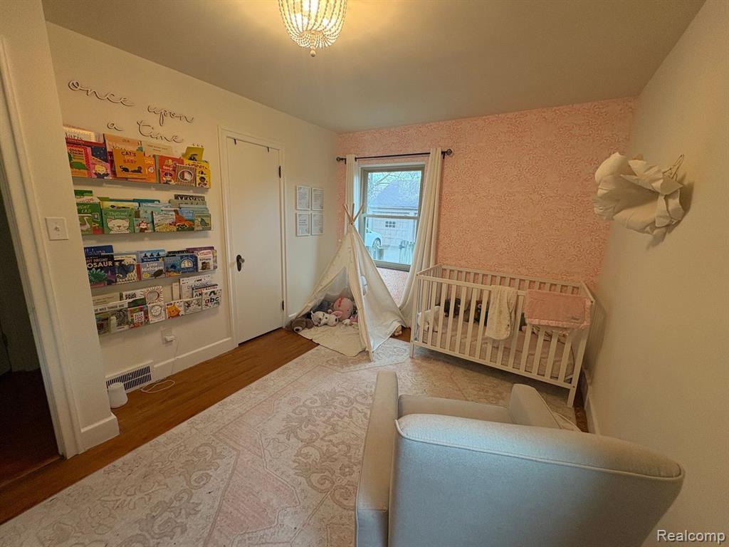 409 Belanger Street, Grosse Pointe Farms, MI 48326 — Photo 19