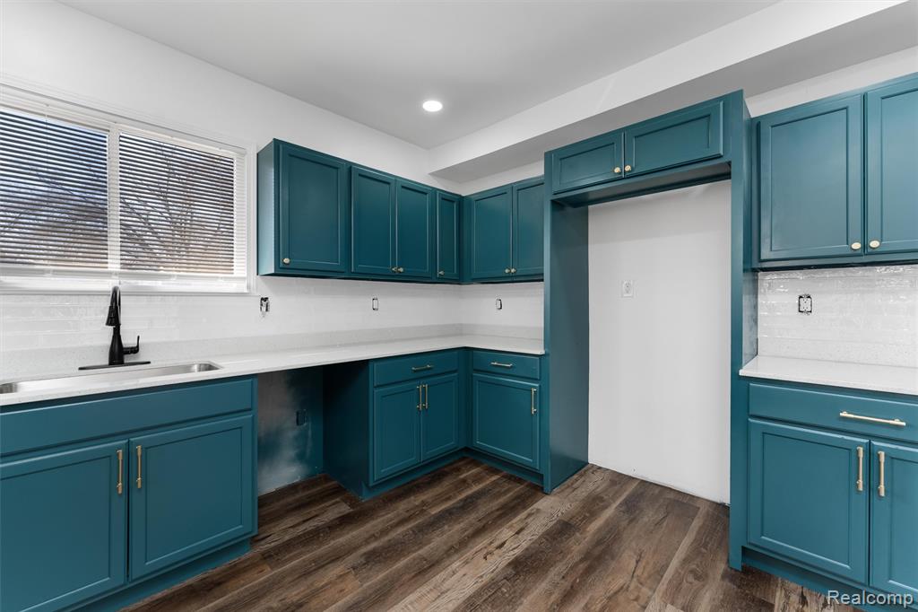 14029 Sussex Street, Detroit, MI 48227 — Photo 9
