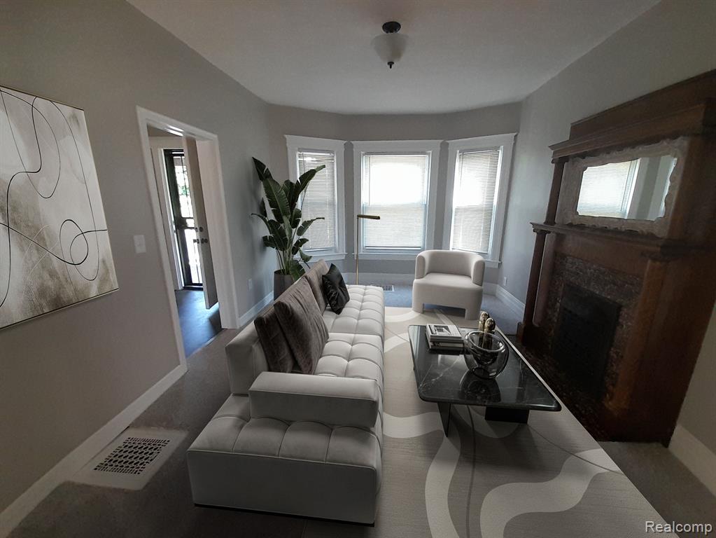 728 W PHILADELPHIA Street, Detroit, MI 48202 — Photo 5