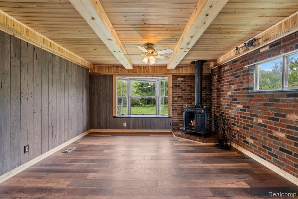 190 Riverside Drive, Mount Clemens, MI 48043 — Photo 11