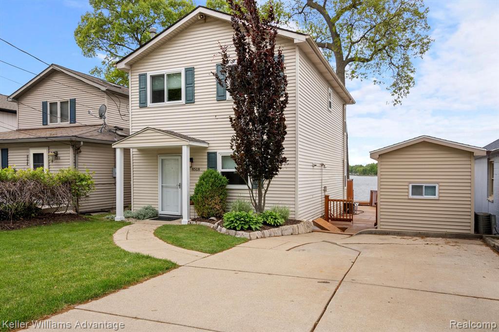 8518 CASCADE Street, Commerce Twp, MI 48382 — Photo 2