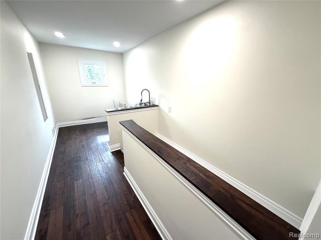 5525 Woodland Court, West Bloomfield, MI — Photo 43
