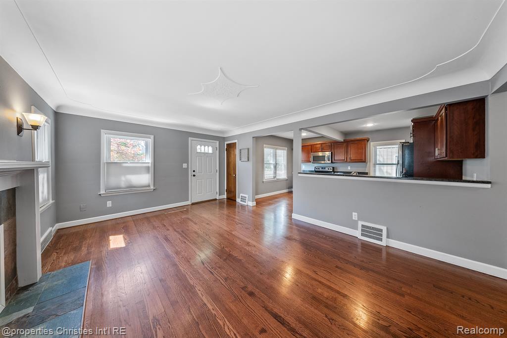 972 HARVARD Road, Berkley, MI 48072 — Photo 12