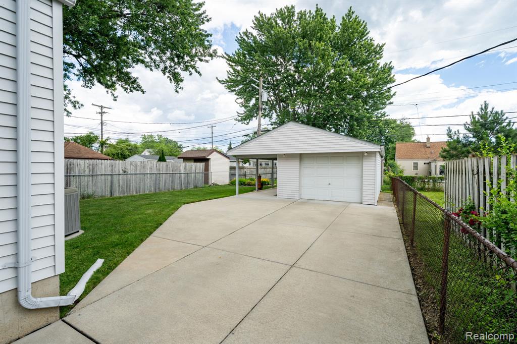27860 Kaufman Street, Roseville, MI 48066 — Photo 24