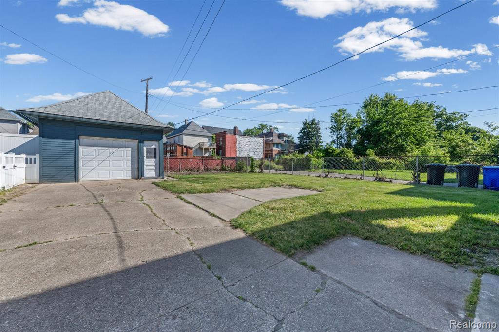 708 Taylor Street, Detroit, MI 48202 — Photo 26