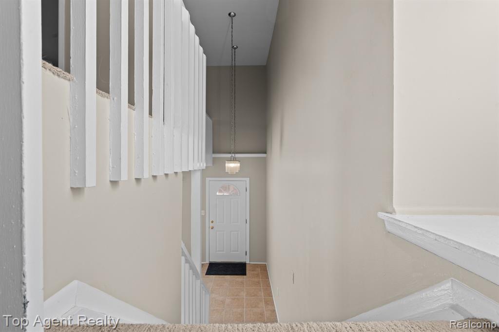 5095 Crooks Road, 1, Royal Oak, MI 48073 — Photo 12
