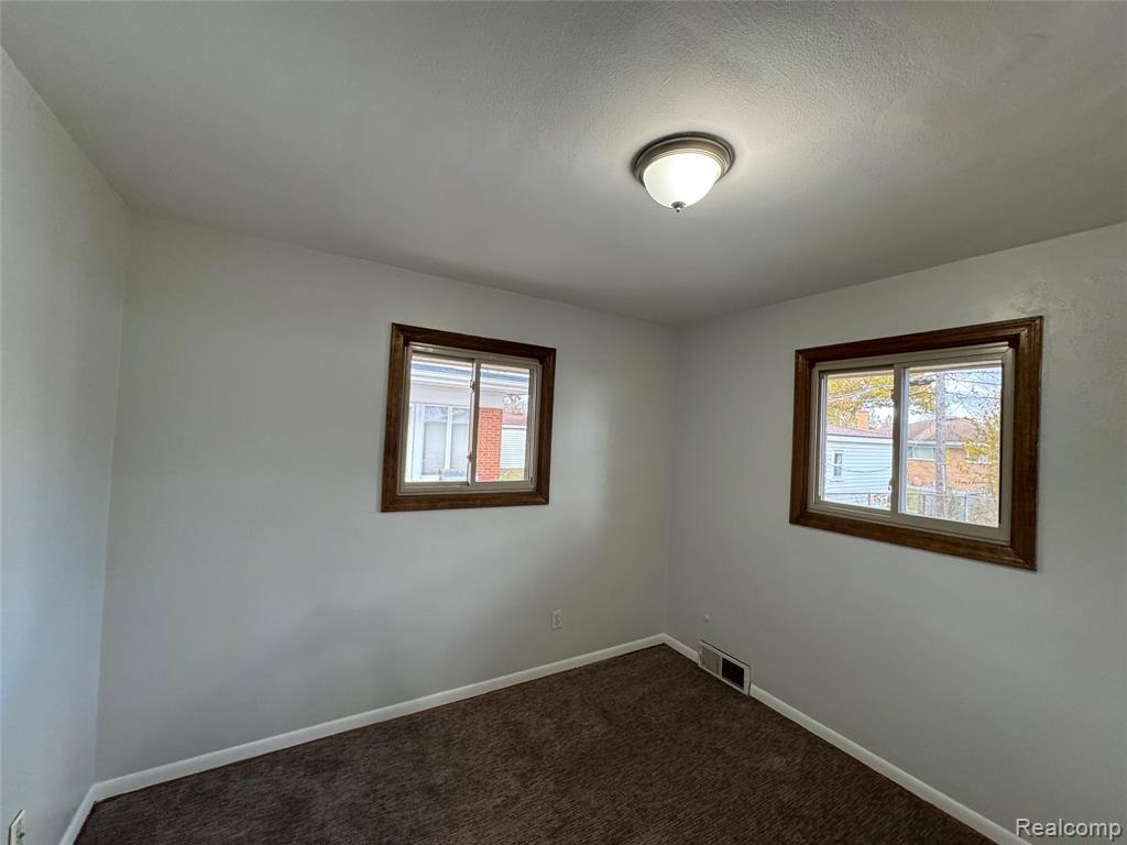 6004 Cronin Drive, Dearborn Heights, MI 48127 — Photo 8