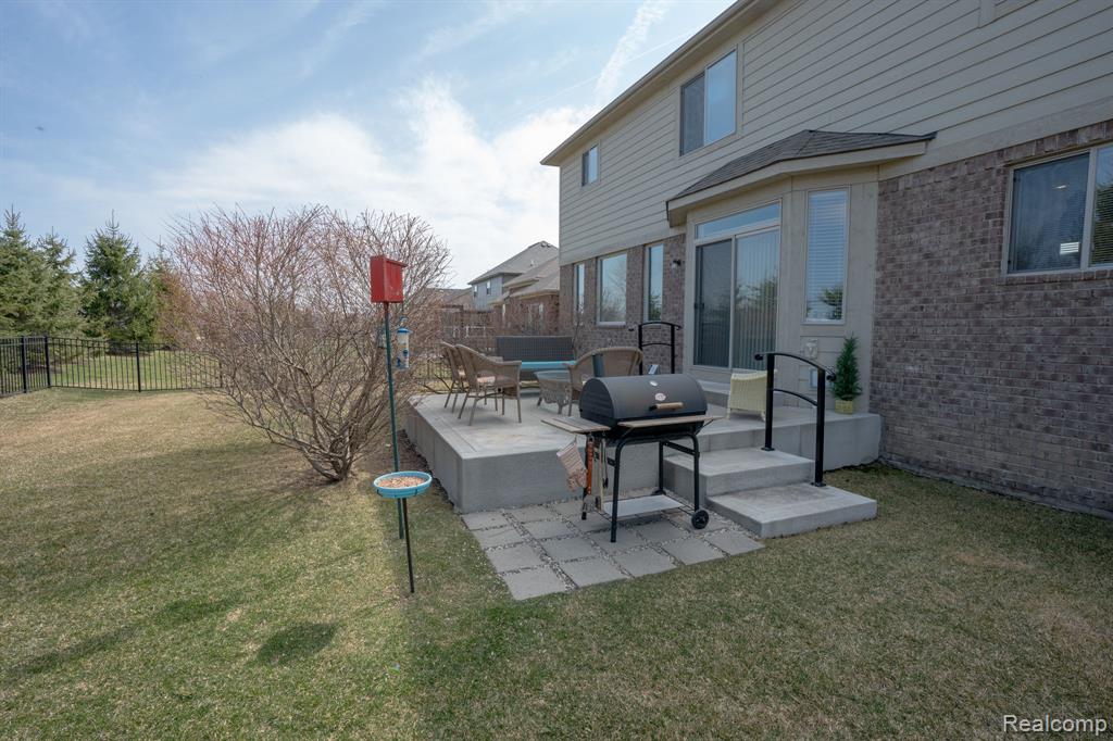 17121 Chianti Court, Macomb, MI 48042 — Photo 42