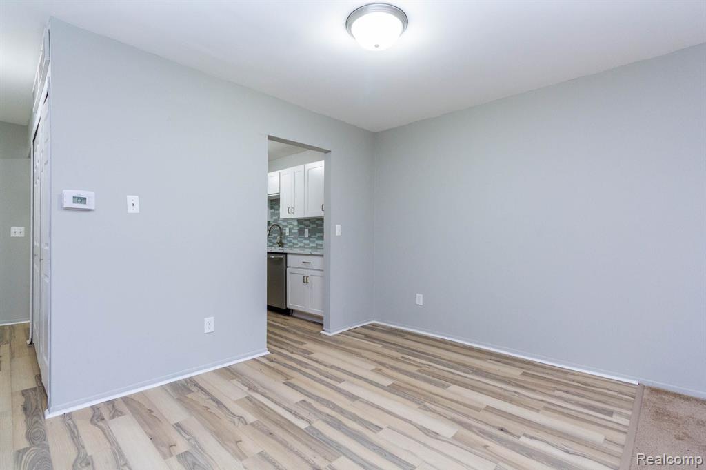 5866 VASSAR, West Bloomfield, MI — Photo 16