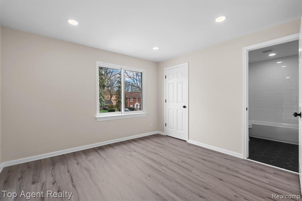15093 Stahelin Avenue, Detroit, MI 48223 — Photo 25