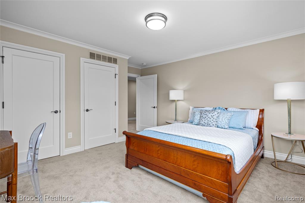 18341 Warwick Street W, Beverly Hills, MI 48025 — Photo 44