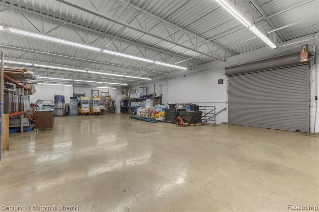 24101 W Warren Street, Dearborn Heights, MI 48127 — Photo 29