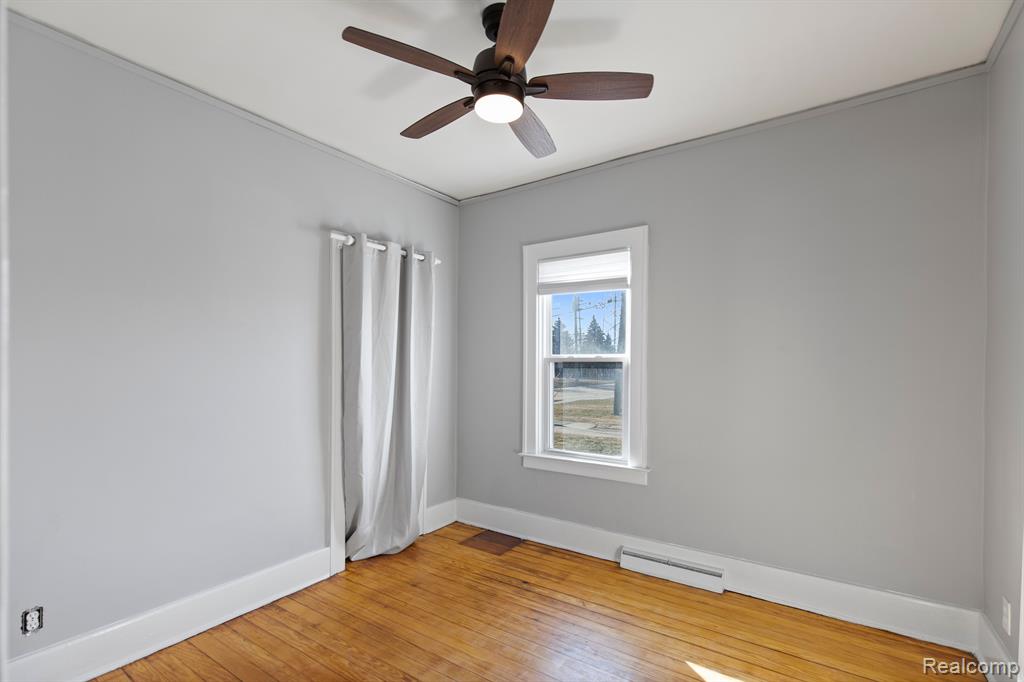 90 S Rose Street, Mount Clemens, MI 48043 — Photo 13