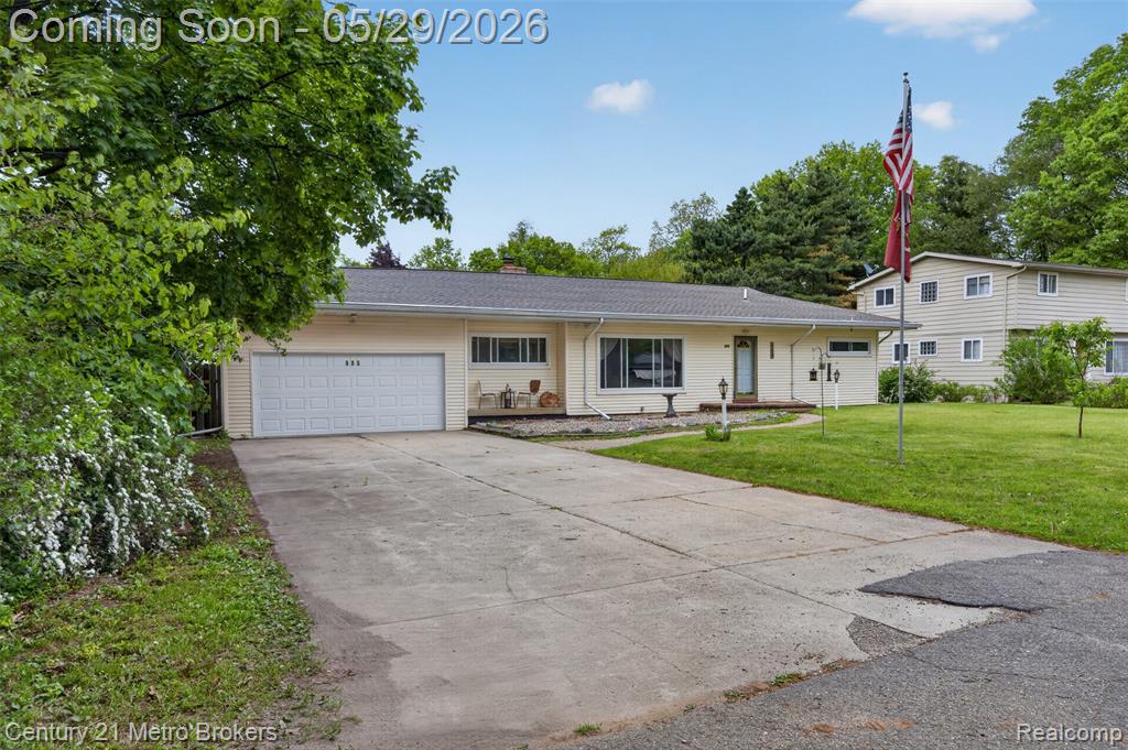 985 S Park Street, Highland, MI 48356 — Photo 2