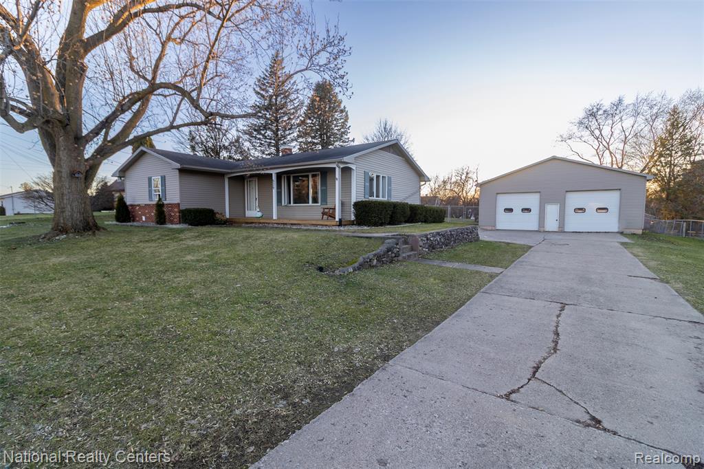 529 N Watkins, Perry, MI 48872 — Photo 3
