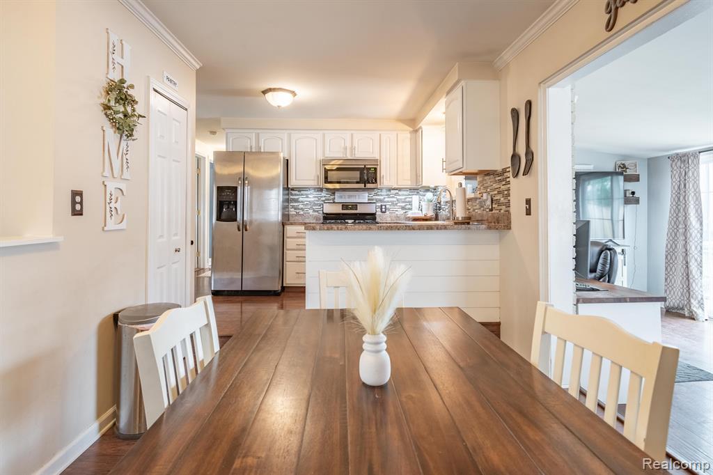 39464 CATHER Street, Canton, MI 48187 — Photo 16