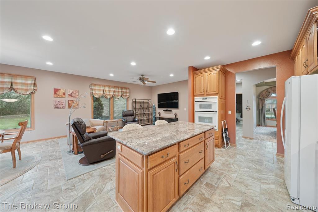 9398 Highland Court, Davison, MI 48423 — Photo 15