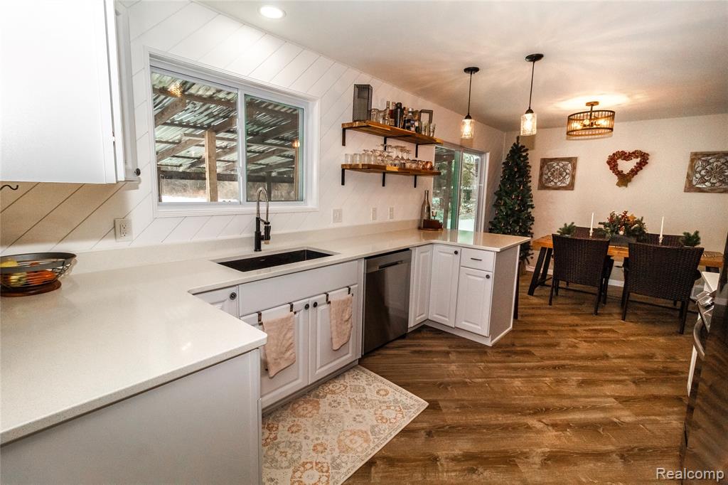 2238 Farnsworth Road, Lapeer, MI 48446 — Photo 5
