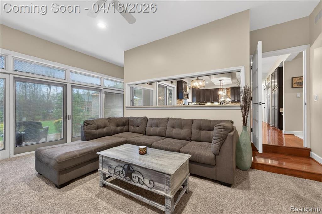 8657 Marquette Drive, Grosse Ile, MI 48138 — Photo 12
