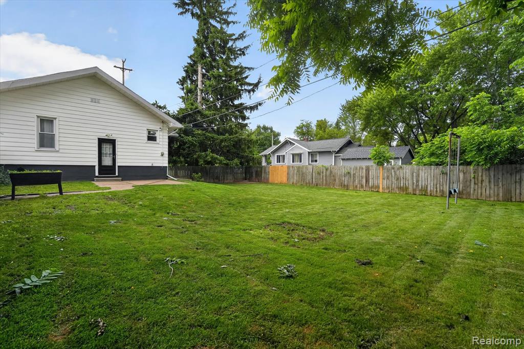 4110 Ogema Avenue, Flint, MI 48507 — Photo 35
