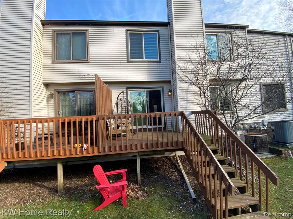 1110 Willow Grove Court, Rochester, MI 48307 — Photo 15