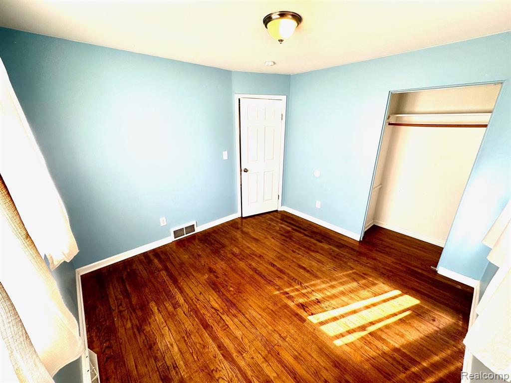 1330 PARKWOOD Avenue, Ypsilanti, MI 48198 — Photo 12