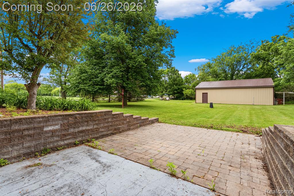 5120 Hillcrest Circle, Flint, MI 48506 — Photo 41