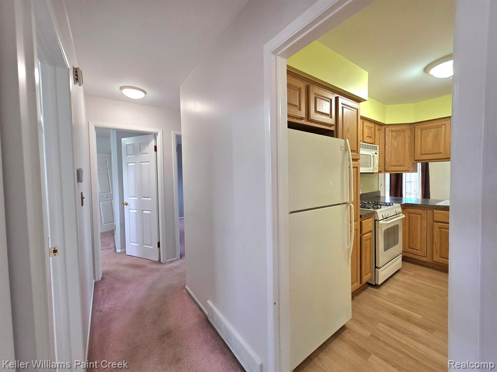 39760 VALIANT Drive, Sterling Heights, MI 48313 — Photo 3