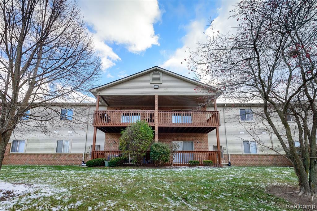 9635 WILDFLOWER Court, Van Buren, MI 48111 — Photo 25