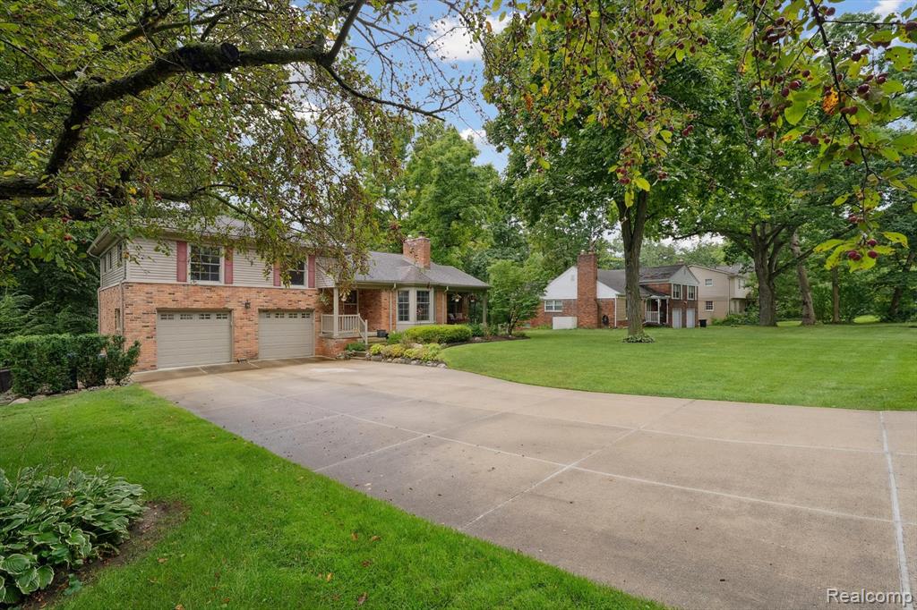 425 Kendry Avenue, Bloomfield Hills, MI 48302 — Photo 2