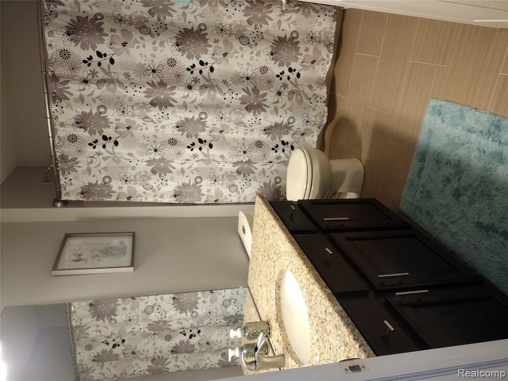 56772 Cardinal, Macomb, MI 48042 — Photo 17