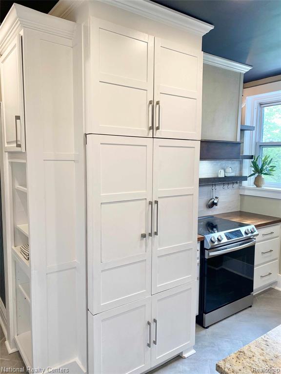 8120 #3G E Jefferson Avenue, Detroit, MI 48214 — Photo 17