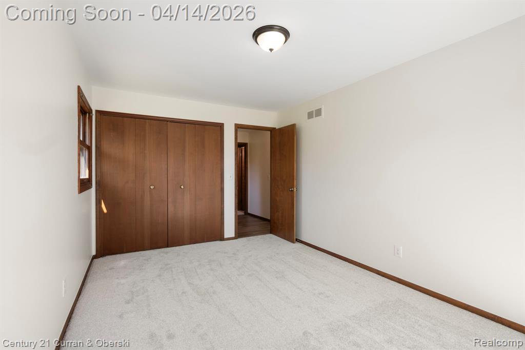 41100 White Haven Court, Northville, MI 48168 — Photo 32