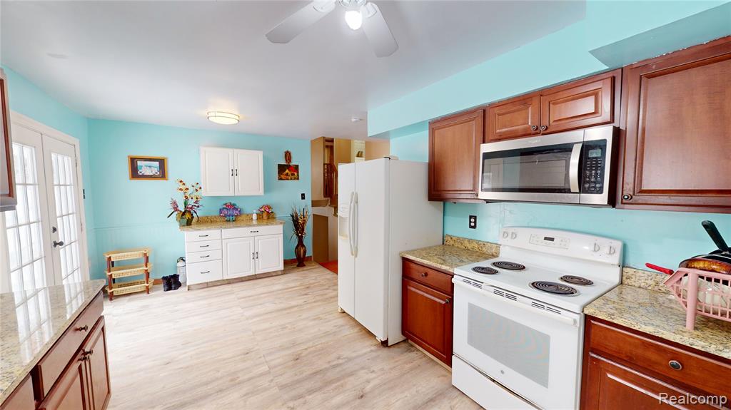 237 W Castle Road, Fostoria, MI 48435 — Photo 23