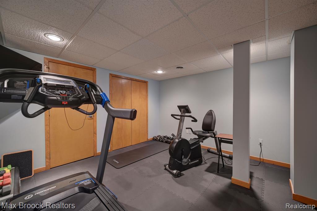 6324 ROSE Boulevard, West Bloomfield, MI — Photo 44