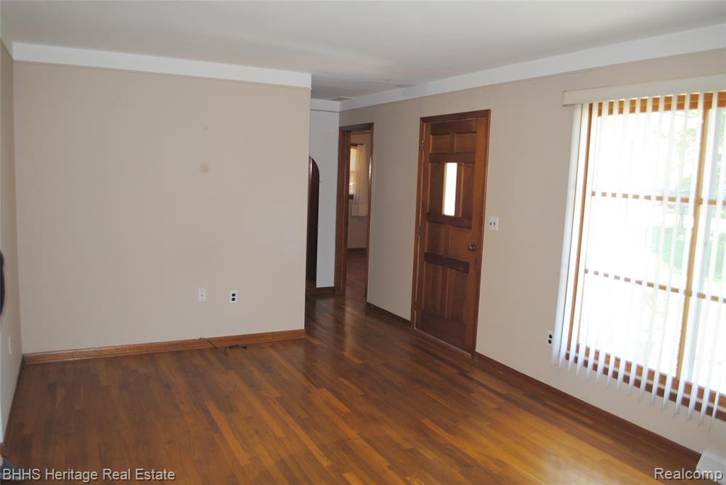 15507 Park Lane, Plymouth, MI 48170 — Photo 13