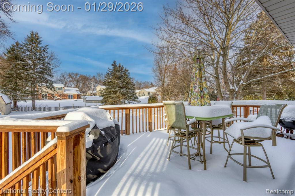9008 Sussex Street, White Lake, MI — Photo 24