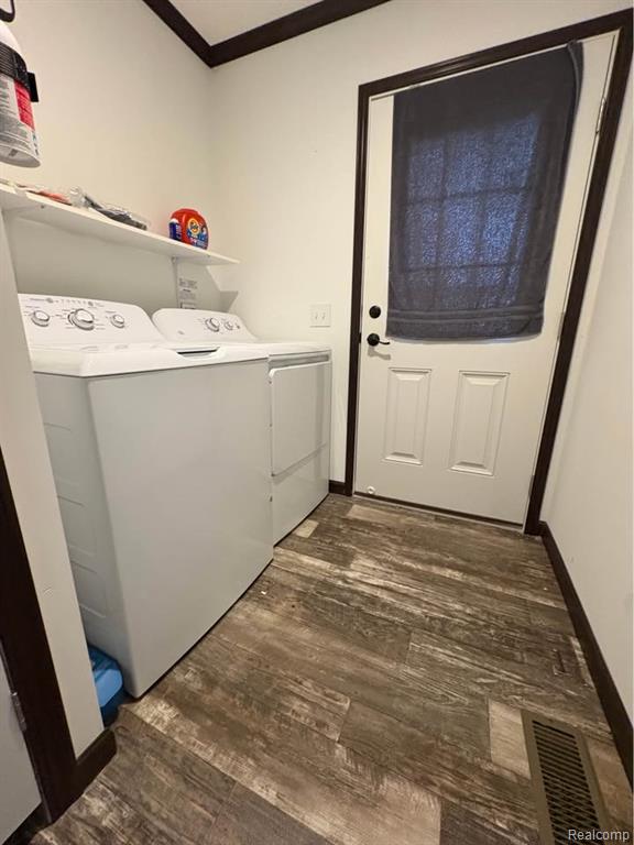 6421 Breezeway Drive, Brighton, MI 48114 — Photo 9