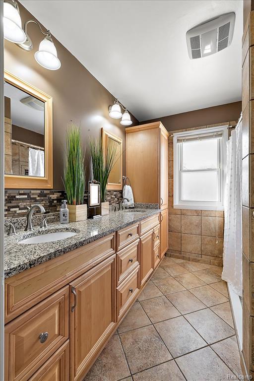 25651 S River Road, Harrison Township, MI — Photo 23