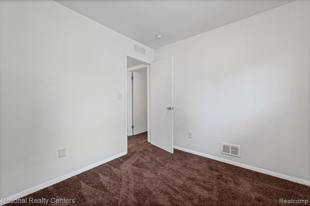 19861 Vermander Avenue, Clinton Twp, MI 48035 — Photo 17