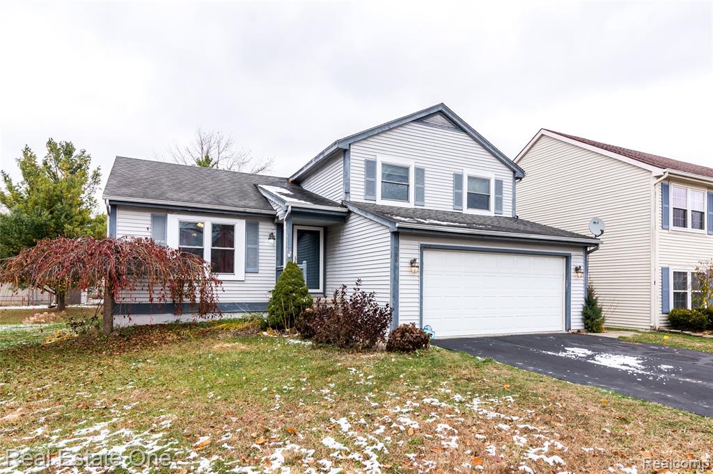 396 Princeton Drive, South Lyon, MI 48178 — front exterior