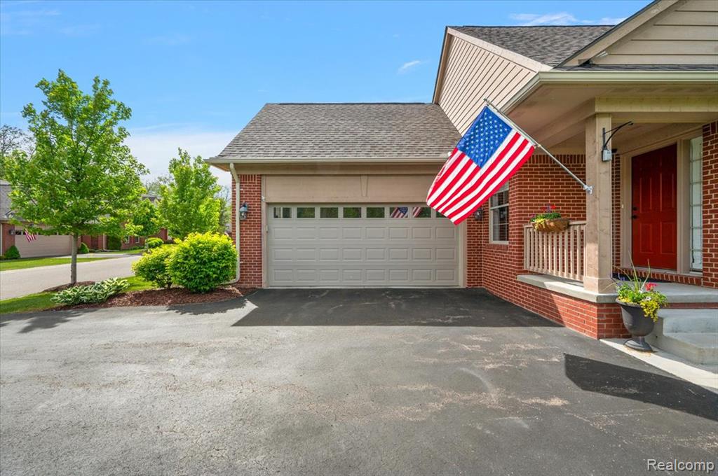 6912 Stonewood Place, 44, Clarkston, MI — Photo 41
