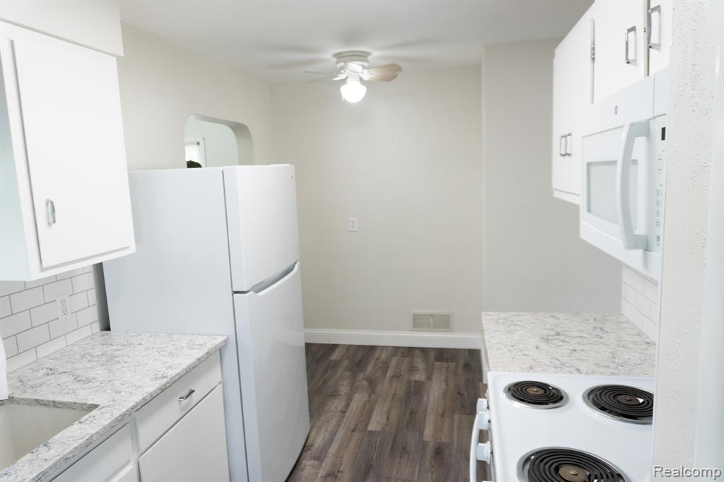 4410 Brunswick Avenue, Flint, MI 48507 — Photo 20
