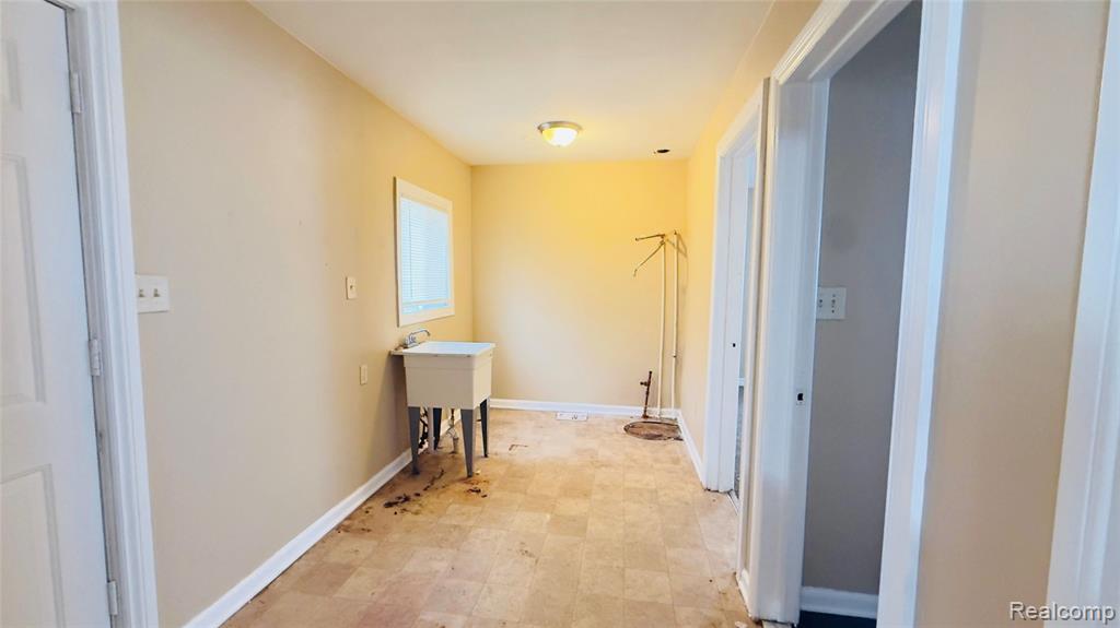 8737 SMART Street, Detroit, MI 48210 — Photo 10