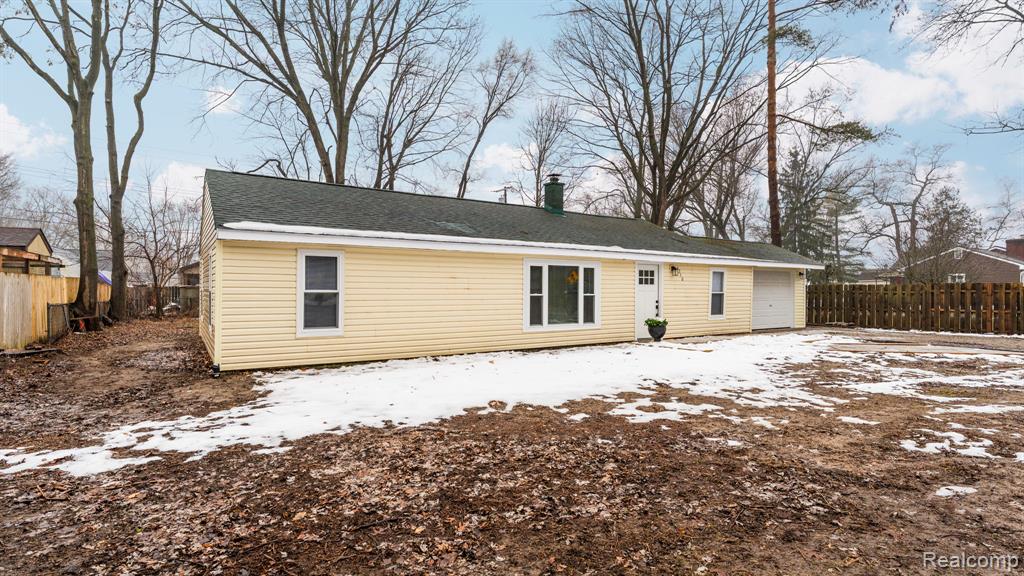 2750 Jackson Boulevard, Highland, MI 48356 — Photo 24